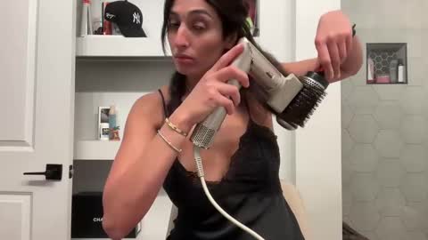 Snapshot of camiliakxoxo chatting on 9, 3, 2025 camiliakxoxo online show from 9, 3, 2025