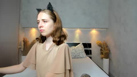 Snapshot of camilla_kelly chatting on 12, 9, 2025 Camilla online show from 12, 9, 2025