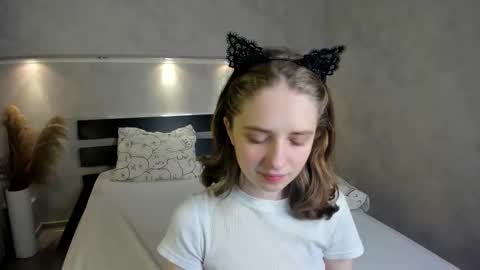 Snapshot of camilla_kelly chatting on 6, 10, 2025 Camilla online show from 6, 10, 2025