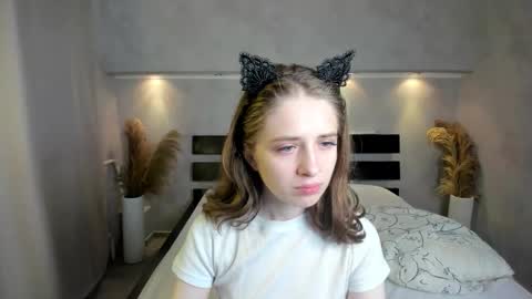 Snapshot of camilla_kelly chatting on 8, 10, 2025 Camilla online show from 8, 10, 2025