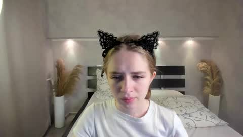 Snapshot of camilla_kelly chatting on 11, 10, 2025 Camilla online show from 11, 10, 2025