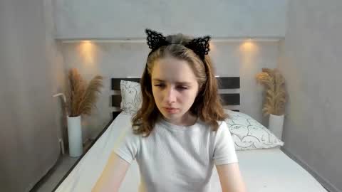 Snapshot of camilla_kelly chatting on 13, 10, 2025 Camilla online show from 13, 10, 2025