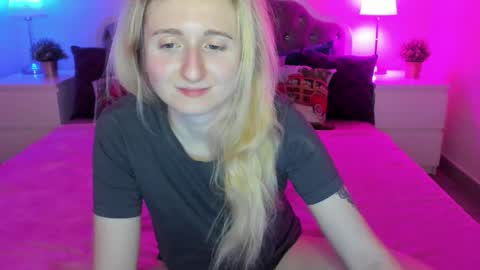 Snapshot of camilladreamer chatting on 10, 1, 2026 camilladreamer online show from 10, 1, 2026