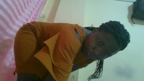 Snapshot of camillah_sweet chatting on 30, 11, 2025 camillah_sweet online show from 30, 11, 2025