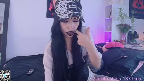Snapshot of camille_666 chatting on 27, 4, 2026 Camille online show from 27, 4, 2026