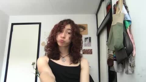 Snapshot of camille_delrey chatting on 9, 4, 2026 Camille online show from 9, 4, 2026