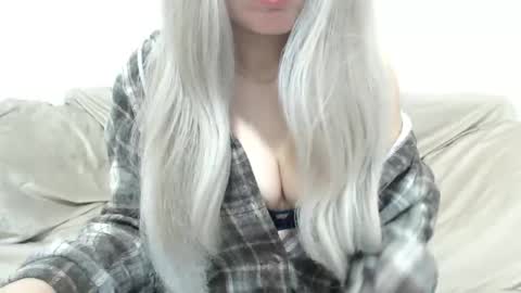Snapshot of camillebunny chatting on 11, 3, 2026 CamilleBunny online show from 11, 3, 2026