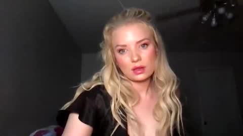 Snapshot of camilleclairexo chatting on 23, 4, 2026 camilleclairexo online show from 23, 4, 2026