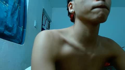 Snapshot of camilohot_2 chatting on 19, 4, 2026 camilo online show from 19, 4, 2026