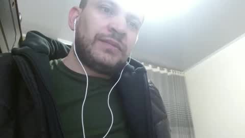 Snapshot of camiloking17 chatting on 19, 1, 2025 camilo online show from 19, 1, 2025
