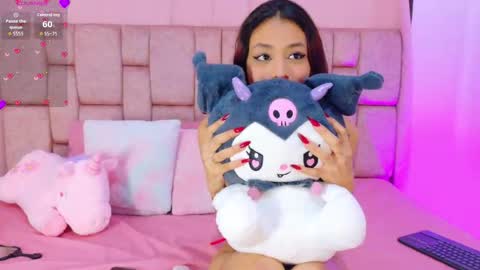 Snapshot of camiluxe chatting on 7, 1, 2026 camiluxe online show from 7, 1, 2026