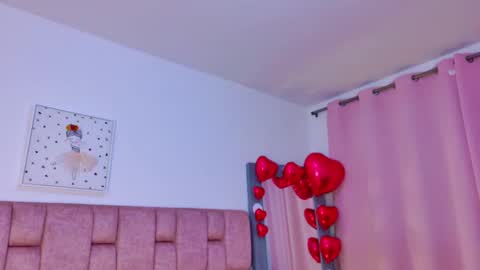 Snapshot of camiluxe chatting on 14, 2, 2026 camiluxe online show from 14, 2, 2026