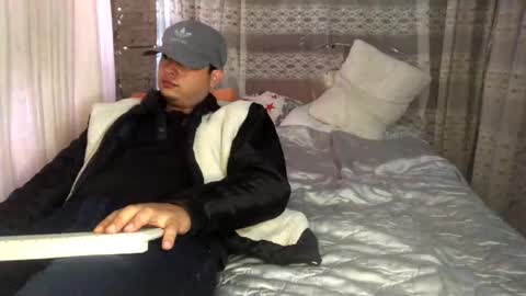 camivaron online show from 10, 1, 2025