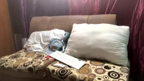 camivaron online show from 8, 2, 2025