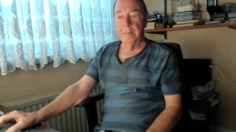 Cammee online show from 19, 12, 2025