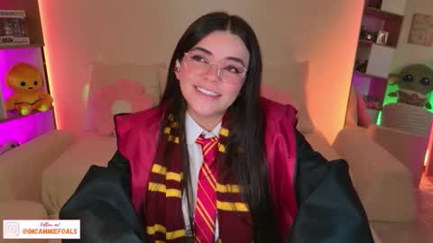   Lets reach 200 thumbs up  online show from 31, 10, 2025