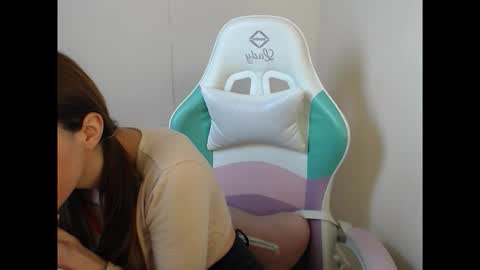 cammila horn online show from 25, 2, 2026