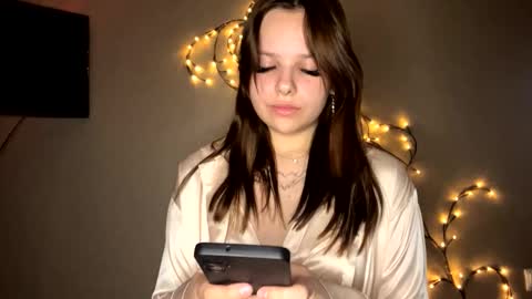 Snapshot of cammyalquicira chatting on 30, 9, 2025 Vicky online show from 30, 9, 2025