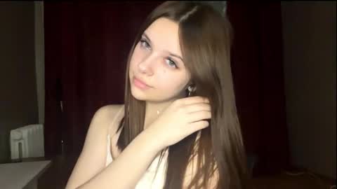 Snapshot of cammyalquicira chatting on 16, 10, 2025 Vicky online show from 16, 10, 2025