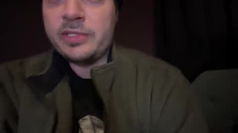 Snapshot of camunity chatting on 11, 4, 2026 camunity online show from 11, 4, 2026