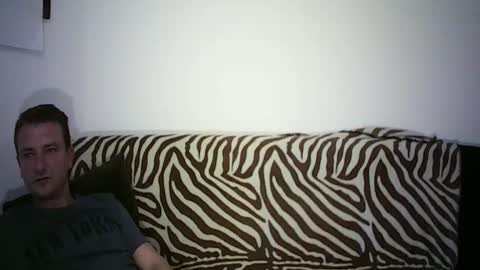 Mark online show from 17, 12, 2025