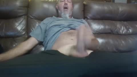 Snapshot of canadianchris1007 chatting on 28, 9, 2025 Chris online show from 28, 9, 2025