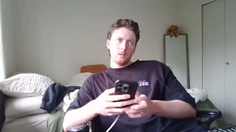 Snapshot of canadianstud18 chatting on 29, 1, 2025 Devon online show from 29, 1, 2025