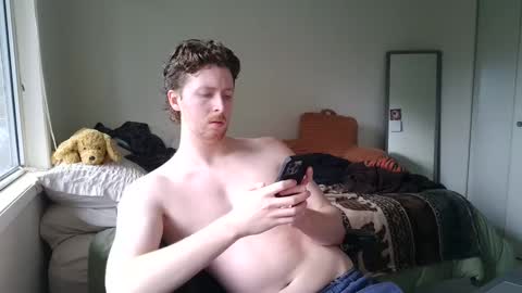 Snapshot of canadianstud18 chatting on 20, 2, 2025 Devon online show from 20, 2, 2025