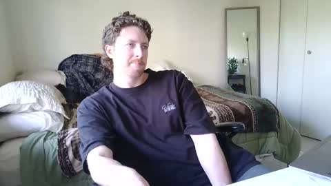 Snapshot of canadianstud18 chatting on 27, 2, 2025 Devon online show from 27, 2, 2025