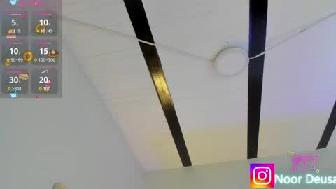 Snapshot of candaceowens chatting on 7, 4, 2026 candaceowens online show from 7, 4, 2026