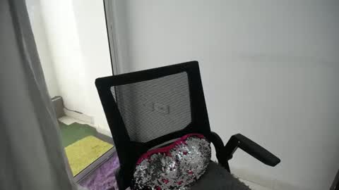 Snapshot of candacesxhot chatting on 2, 3, 2025 cumorsmooke online show from 2, 3, 2025