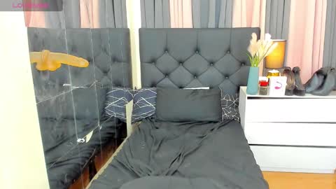 CandiceWilson online show from 4, 1, 2025