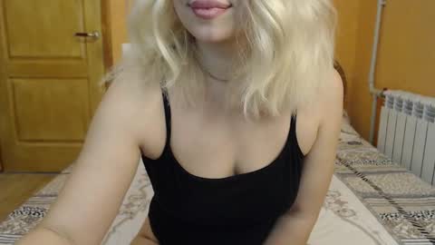 Snapshot of candy_9797 chatting on 5, 3, 2026 Candy online show from 5, 3, 2026