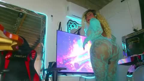 candy_aass online show from 11, 6, 2026