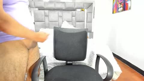 Candy  And Andy  online show from 2, 3, 2025