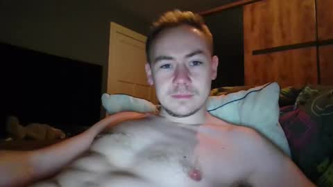 Snapshot of candy_boy_xoxo chatting on 1, 2, 2026 candy_boy_xoxo online show from 1, 2, 2026