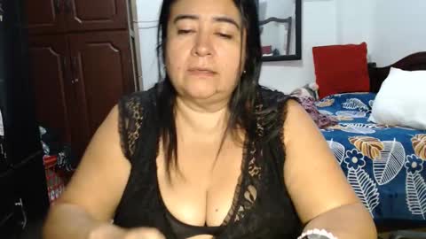 Snapshot of candy_candi chatting on 30, 4, 2026 lucy online show from 30, 4, 2026
