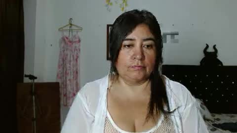 Snapshot of candy_candi chatting on 14, 5, 2026 lucy online show from 14, 5, 2026
