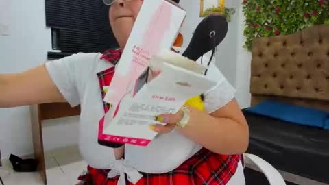 Snapshot of candy_curvyy chatting on 11, 6, 2026 candy_curvyy online show from 11, 6, 2026