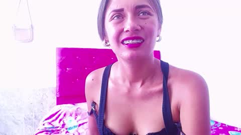 CANDY DUSTANO online show from 8, 3, 2026