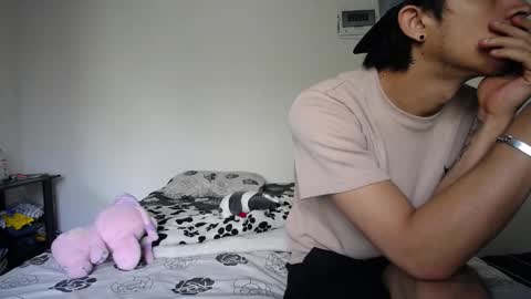 Candy  Grey online show from 18, 11, 2025