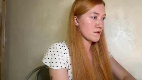 Snapshot of candy_lullaby chatting on 5, 8, 2026 candy_lullaby online show from 5, 8, 2026