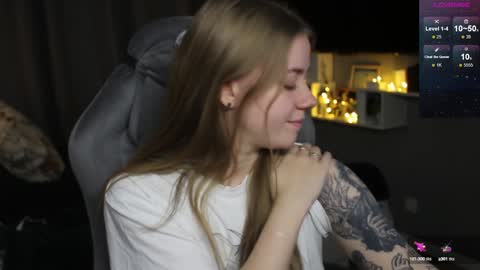 Snapshot of candy_meggie chatting on 13, 1, 2025 Megan online show from 13, 1, 2025