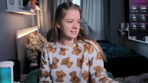 Snapshot of candy_meggie chatting on 10, 3, 2025 Megan online show from 10, 3, 2025