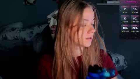 Snapshot of candy_meggie chatting on 22, 9, 2025 Megan online show from 22, 9, 2025