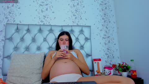 Snapshot of candy_mery chatting on 11, 1, 2025 candy mery online show from 11, 1, 2025