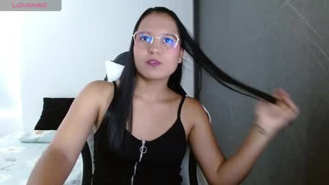 Snapshot of candy_rosemaryy chatting on 1, 4, 2026 Candy online show from 1, 4, 2026