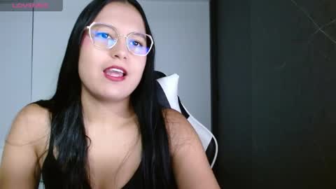 Snapshot of candy_rosemaryy chatting on 17, 4, 2026 Candy online show from 17, 4, 2026