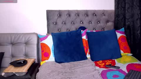 YECENIA - online show from 7, 3, 2026