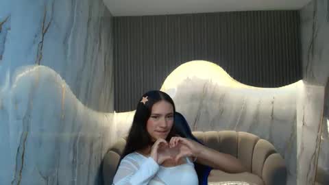 Snapshot of candy_sky_r chatting on 24, 3, 2026 Candy online show from 24, 3, 2026